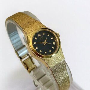 Vintage Seiko Women's Watch – Gold Tone, Black Dial with Gold Bar Hour Markers